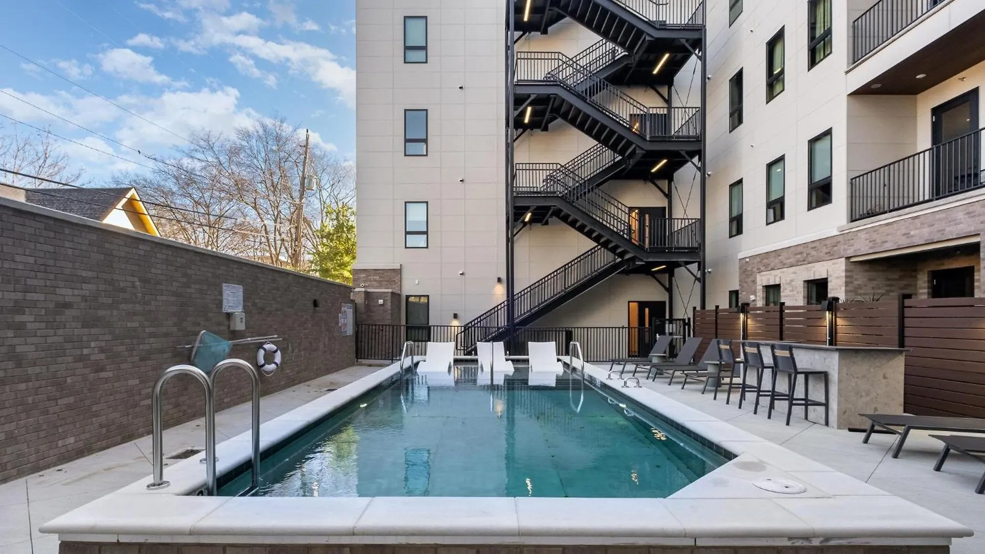 Vila Acoustic Anthem-2 Units-Pool & Gym-In Music Row Nashville 0*,